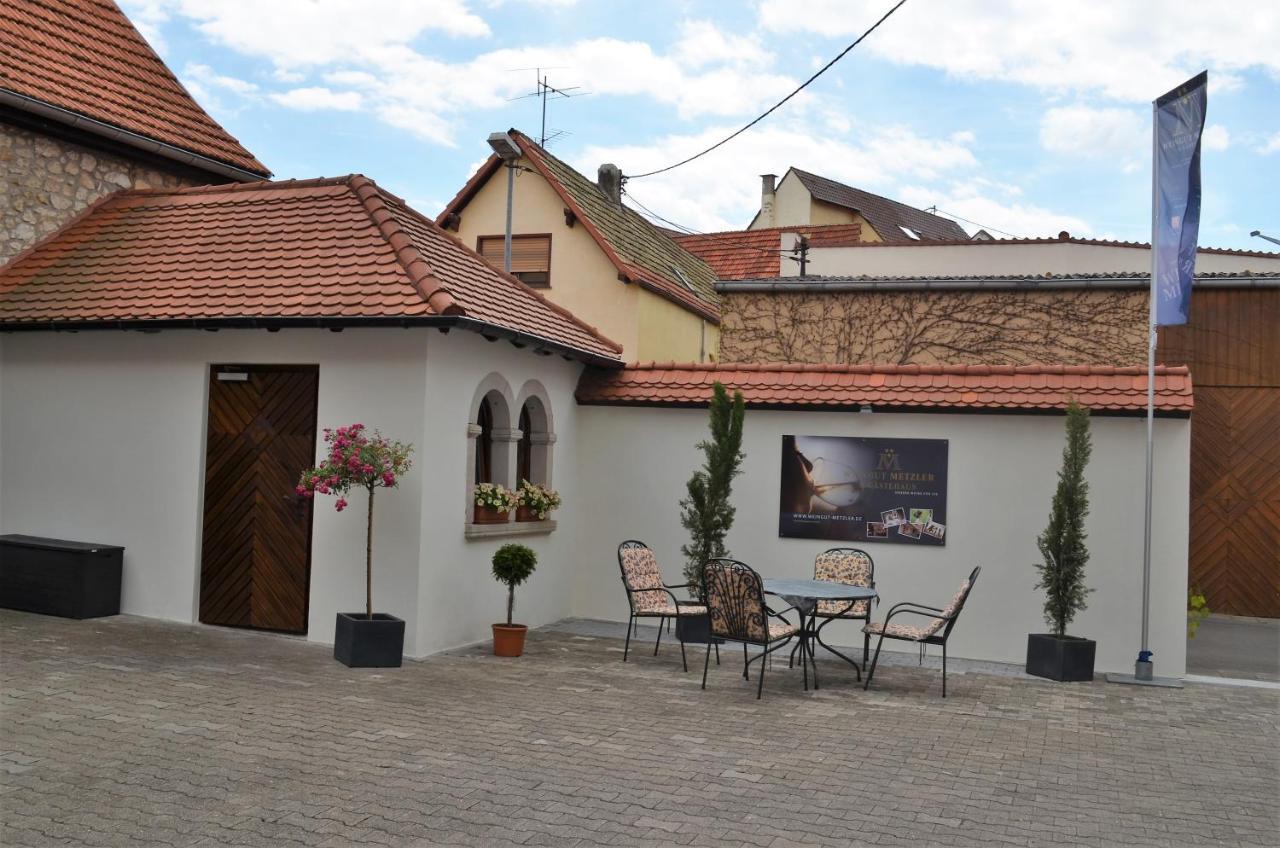 Hofgut Metzler Hotel Gau-Heppenheim Bagian luar foto
